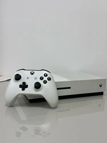 Xbox One S 1TB Branco + Controle Original
