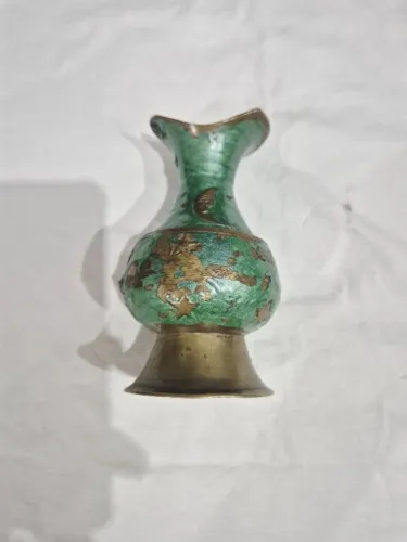 Vaso Decorativo Vintage em Latão Esmaltado Verde 12cm