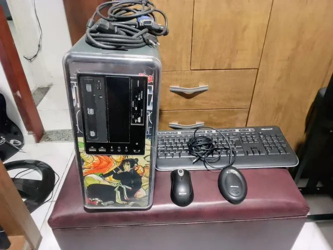 Faço rolo computador positivo de 1tb quero ps1 PS2 ou jogos de ps4