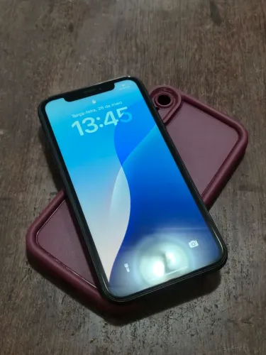iPhone XR 64GB excelente estado + capa e película