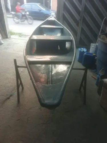 Casco estilo Canoa Canadense