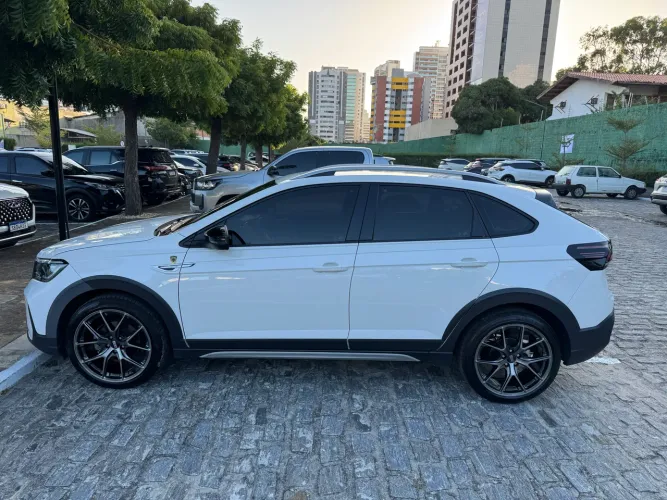 Volkswagen Nivus Highline 1.0 200 TSI Flex AUT 2021