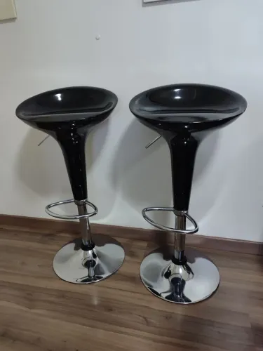 Banqueta Giratória com ajuste de altura