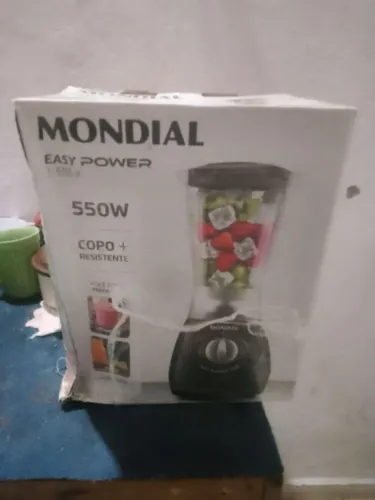 Vende-se um liquidificador 
