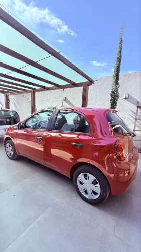 Nissan March 1.0 12V Flex 5P 2015
