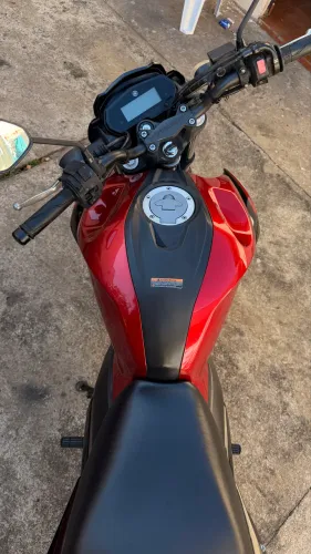 Fz25 2023/24 Vermelha