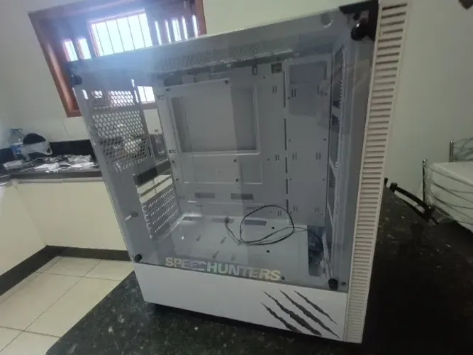 Gabinete Gamer Mid Tower