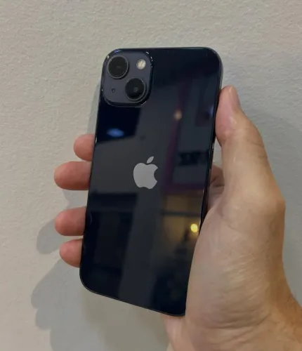 iPhone 13