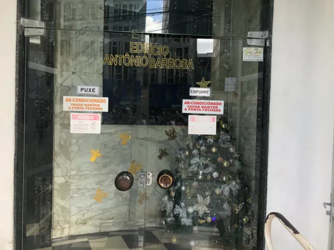 Comercial/Industrial de 16 metros quadrados no bairro Santo Antônio