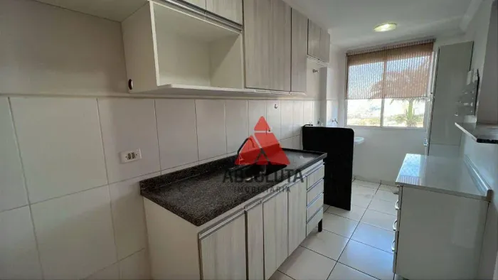 Apartamento com 3 dormitórios para alugar, 70 m² por R$ 3.090,00/mês - Jardim Santana - Am