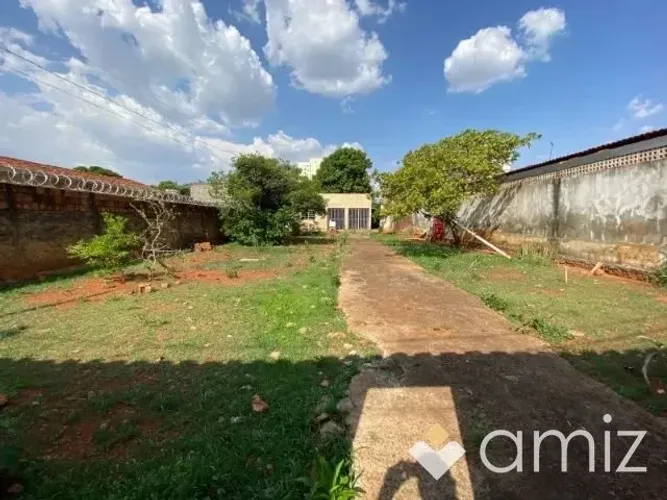 Casa com 4 dormitórios à venda, 143,55 m² por R$ 630.000,00 - Setor Sudoeste - Goiânia/GO