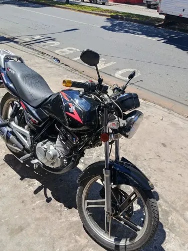 Vendo ou troco Suzuki gsr 150i