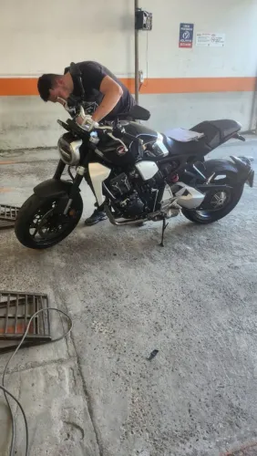 Cb1000R  2021 