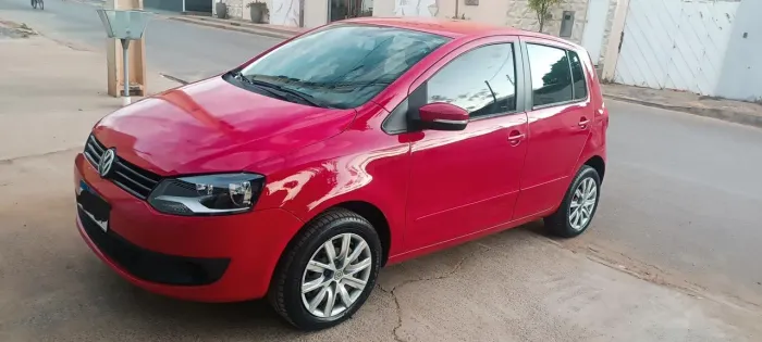 Volkswagen Fox 1.0 MI Total Flex 8V 5P 2013