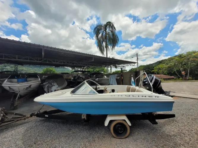 Bayliner 16pes