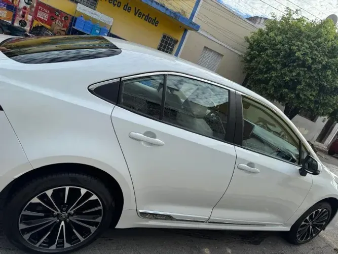 Toyota Corolla Altis 2.0 Flex 16V Aut. 2024