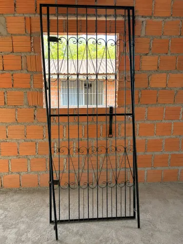 Portão de ferro
