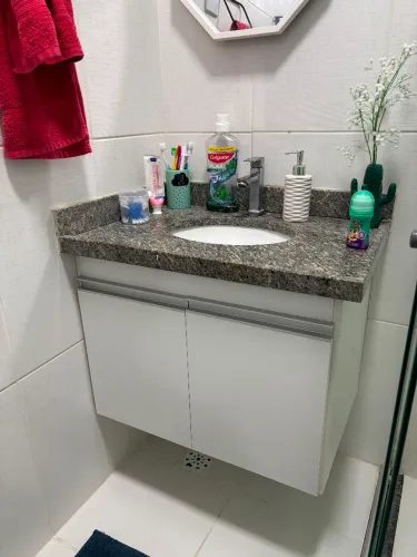 Armário em ótimo estado! MDF 65x45x50