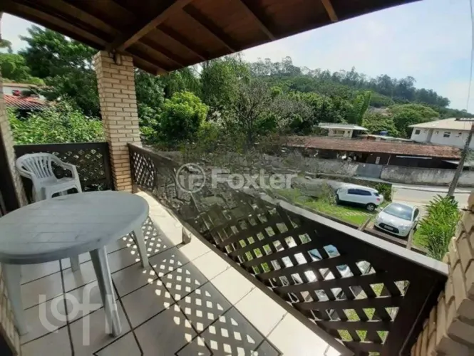 Casa à venda Rua Sebastião Laurentino da Silva, Córrego Grande - Florianópolis
