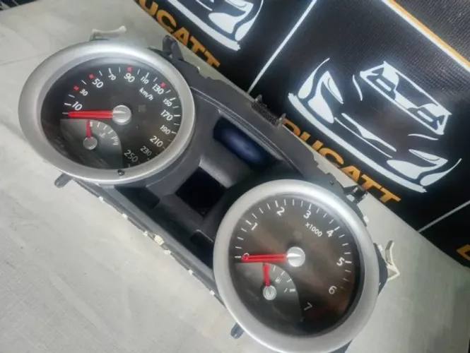 Painel instrumentos Renault Megane 2010