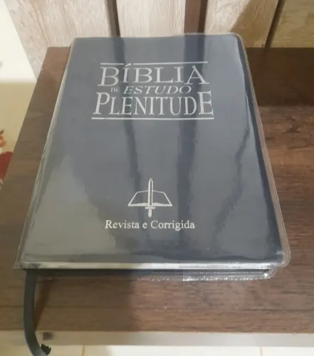Bíblia de estudo plenitude azul (Antiga e rara)