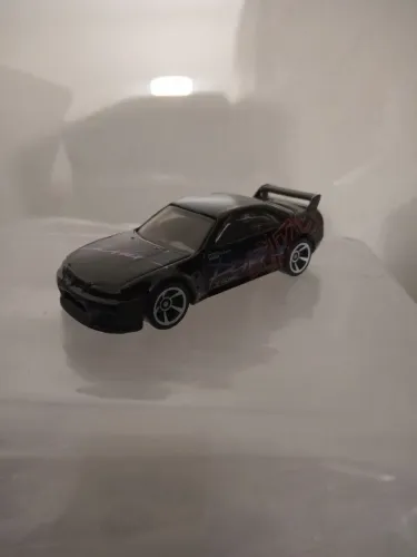 Hot Wheels Nissan Skyline R33 Preto