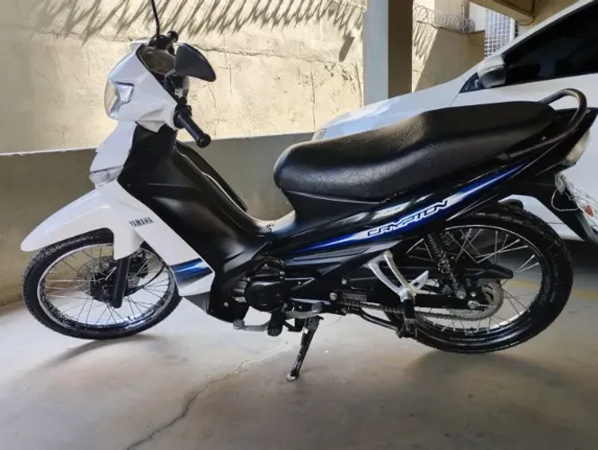 Yamaha Crypton 115 ED 2015 - Partida Elétrica, Freio a Disco, Completa