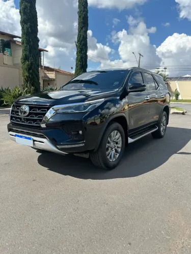 Toyota Hilux SW4 SRX 4X4 2.8 TDI 16V Dies. Aut. 2022