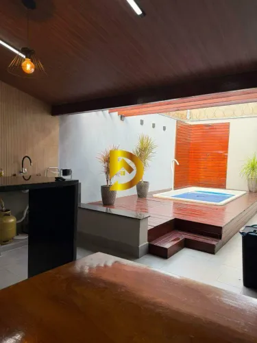 Casa Residencial à venda em Uberaba (Oneida Mendes) 3 quartos, 1 suíte, varanda gourmet e