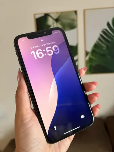 iPhone XR 64gb, todo original. Só venda!