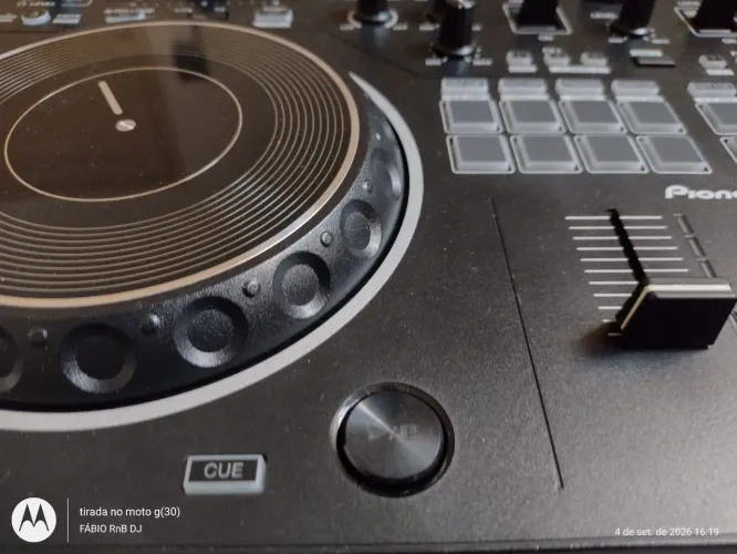 VENDO DDJ-REV1 PIONEER NA CAIXA ZERO VALOR R$2.600