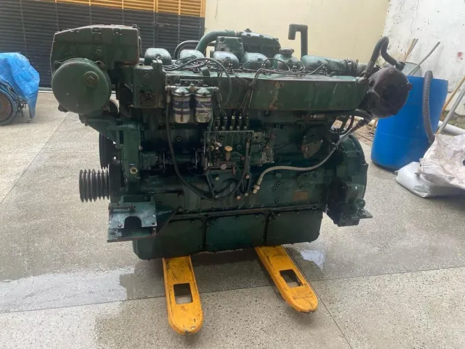 Motor volvo 370hp industrial/maritimo