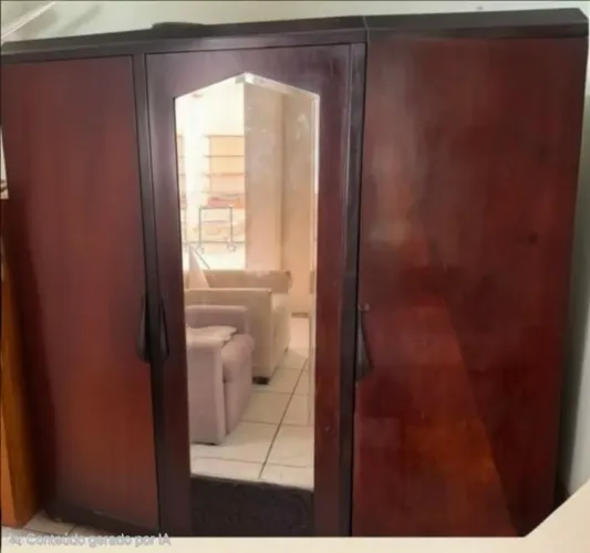 Guarda roupa com espelho bisotado