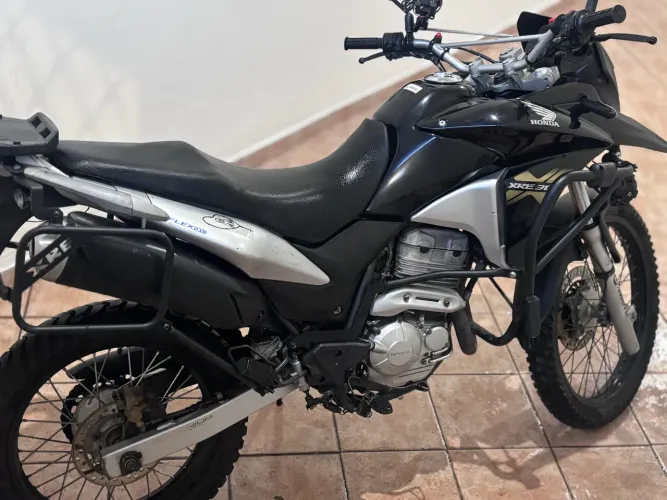 Honda Xre 2014 - DISPENSO CURIOSOS