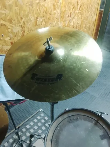 Vendo prato de atak muito bom e bem conservado sem rachadura , $280