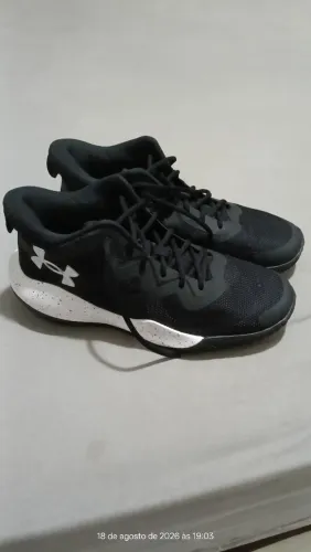 Vendo dois pares de tênis under armour masculino basquete