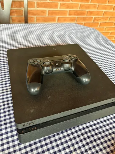 PlayStation 4 - 500gb