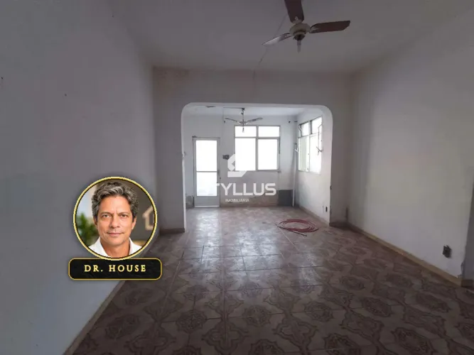 Casa Duplex com Terraço em Vila Pequena em Todos os Santos! M74Y