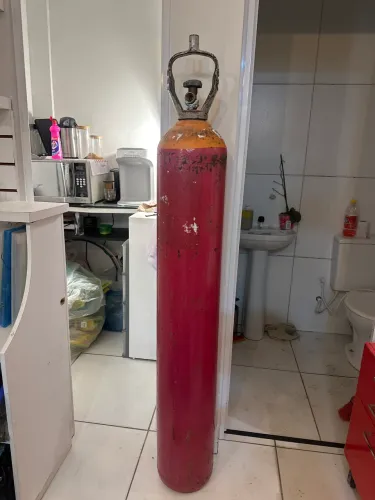 Cilindro Gás Helio seco 10M3
