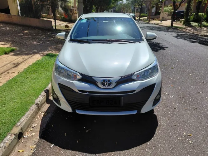Toyota Yaris XL Sedan 1.5 Flex 16V 4P Aut. 2019