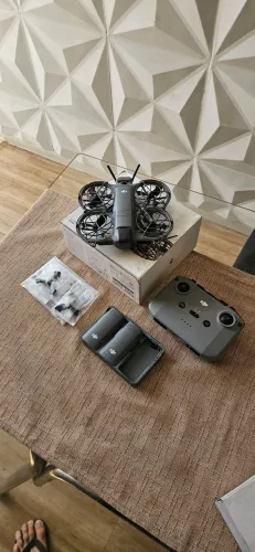Drone Dji Neo 2 Fly More combo + Controle + 3 Baterias