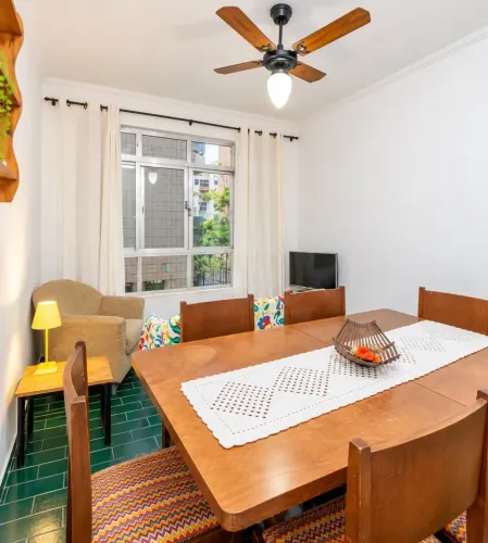 2 Dorms. R$240.000 Perto praia e perto de ot. comercio no Guarujá
