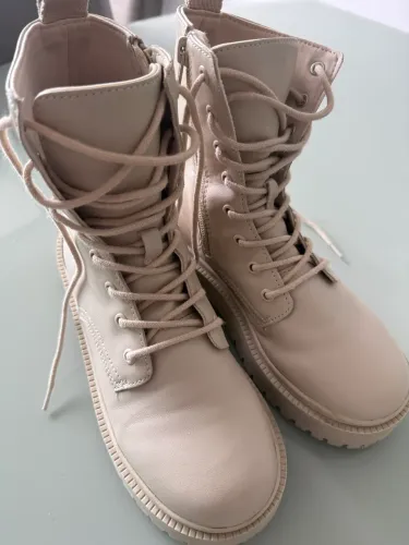 Bota juvenil ZARA