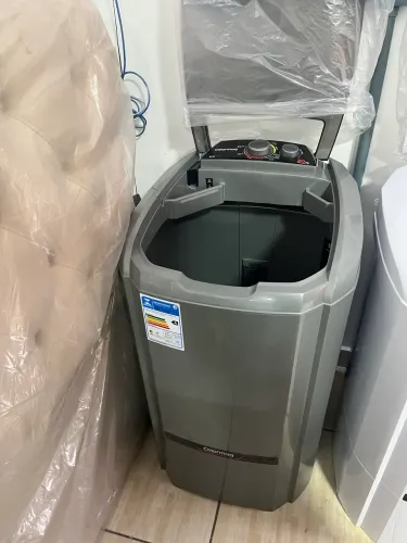 Tanquinho 20kg. Colormaq novo