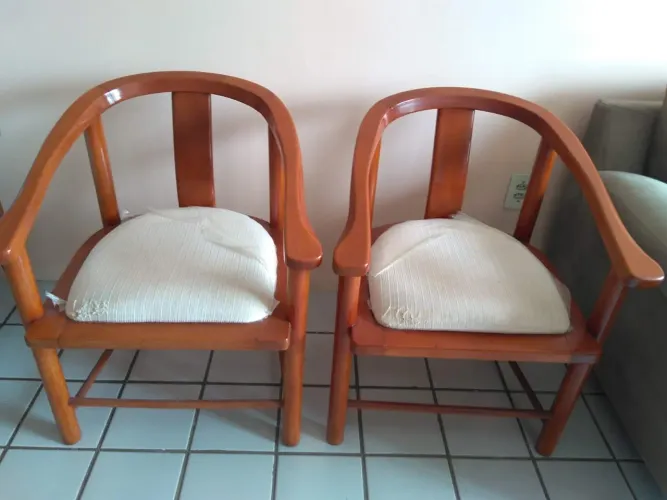 Duas poltronas