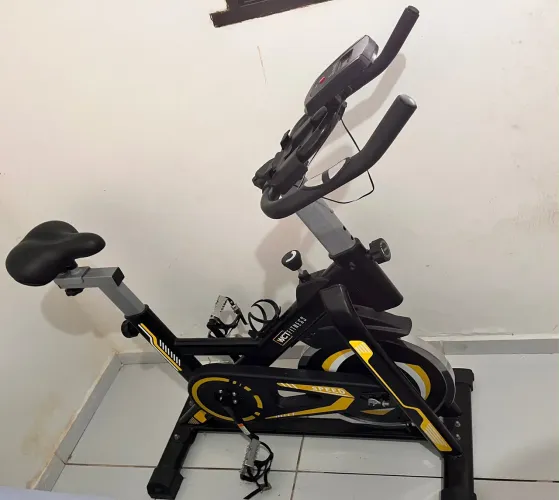 Bicicleta aspirina WCT Fitness - Excelente Estado!