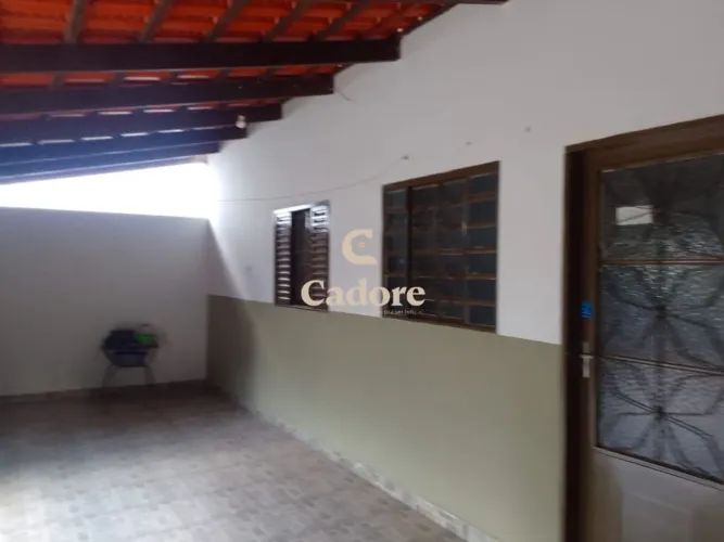 Casa a venda no bairro Guarani 3 quartos com ótimo custo-benefício!