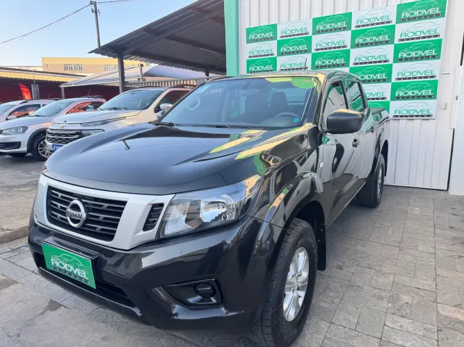 Nissan Frontier S CD 4X4 2.3 TB Diesel Mec. 2021