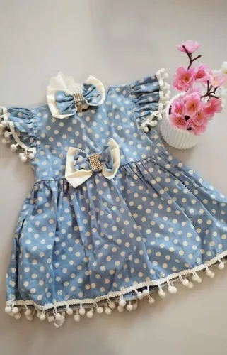 Vestido infantil com tiara