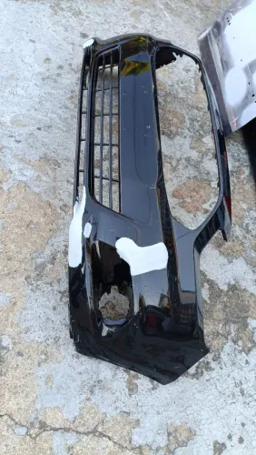 Para-choque dianteiro do Ford Ka 2014 a 2018 original recondicionado sua peça aqui ?